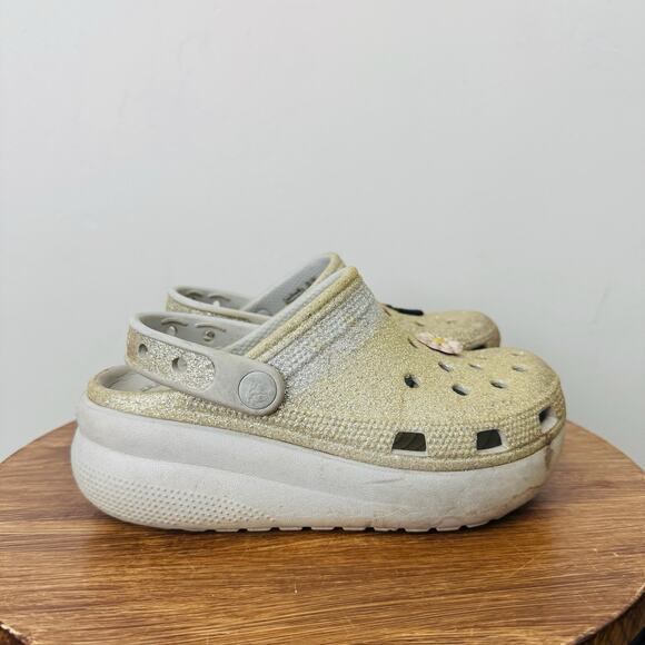 CROCS Gold Glitter Slip On Clogs With Charms Girls Size 1 - Picture 4 of 9